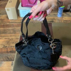 Black bucket medium size purse